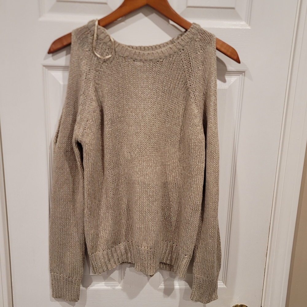 Cloth by RD Open Shoulder / Cut Out Back Soft Sweater Size M